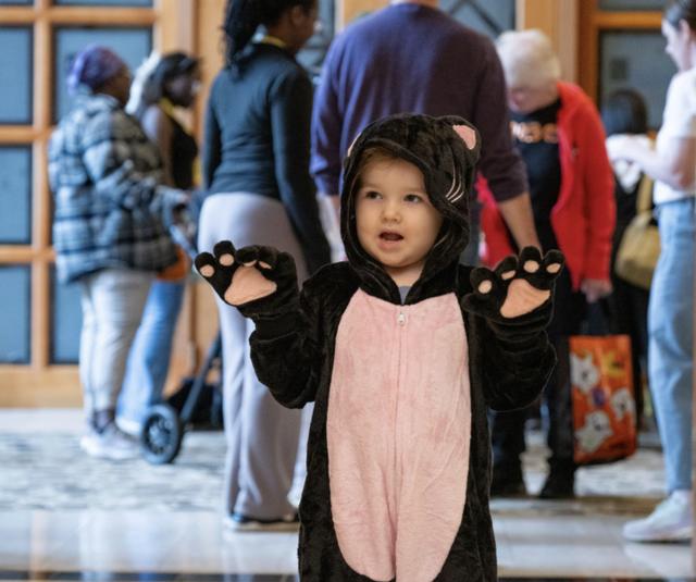 Artrageous! Family Sunday: Boo Bash!